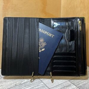 Vintage Deluxe Black Leather Passport Wallet